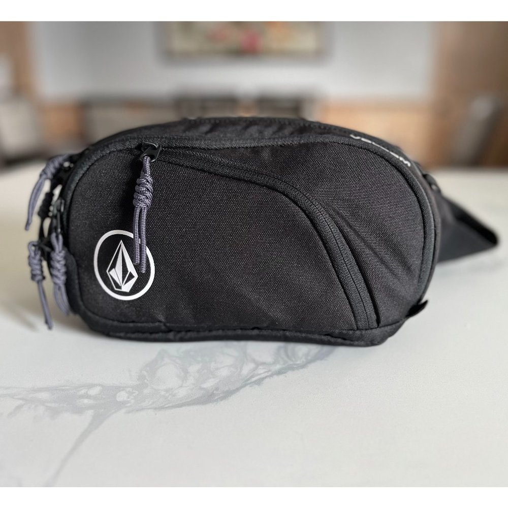 VOLCOM Large capacity waist/ sling bag - Mens/ Unisex